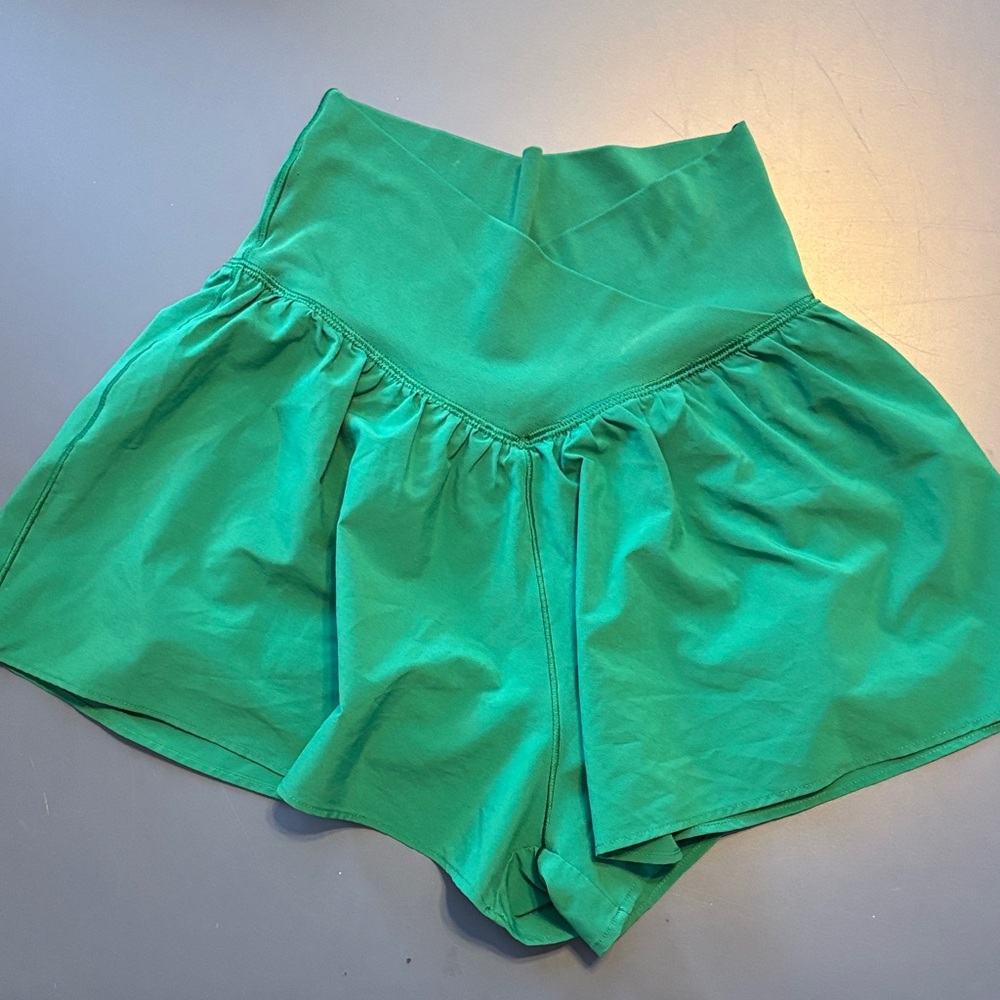 Offline by Aerie vibrant green flutter shorts- XS